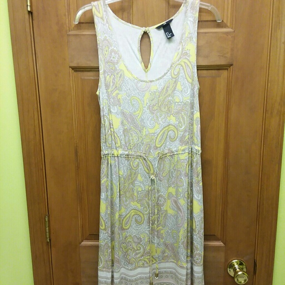 H&M Dresses & Skirts - H&M Dress